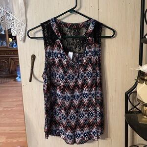 Women’s Large Summer Tops Clothing